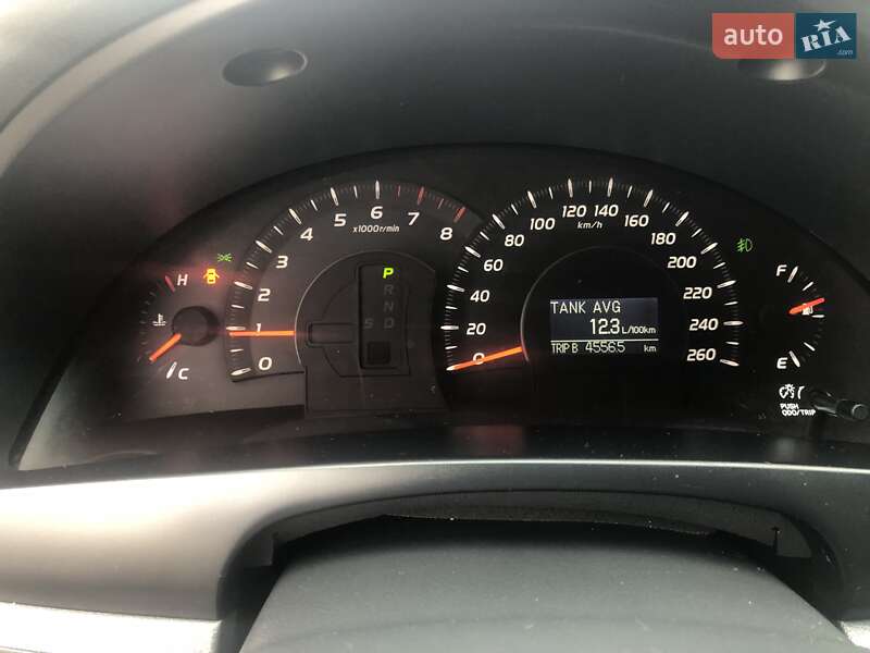 Седан Toyota Camry 2007 в Глобиному