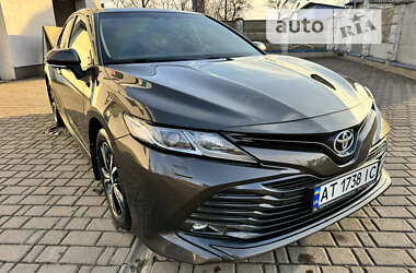 Седан Toyota Camry 2020 в Ивано-Франковске