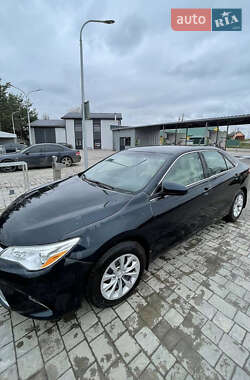 Toyota Camry 2015