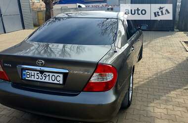 Седан Toyota Camry 2004 в Тарутиному