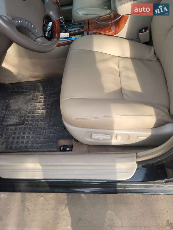 Седан Toyota Camry 2005 в Кривом Озере