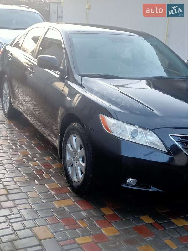 Седан Toyota Camry 2008 в Николаеве