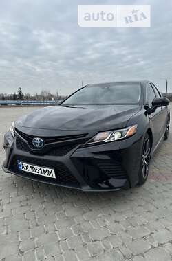 Toyota Camry 2020