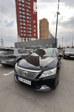 Седан Toyota Camry 2011 в Києві
