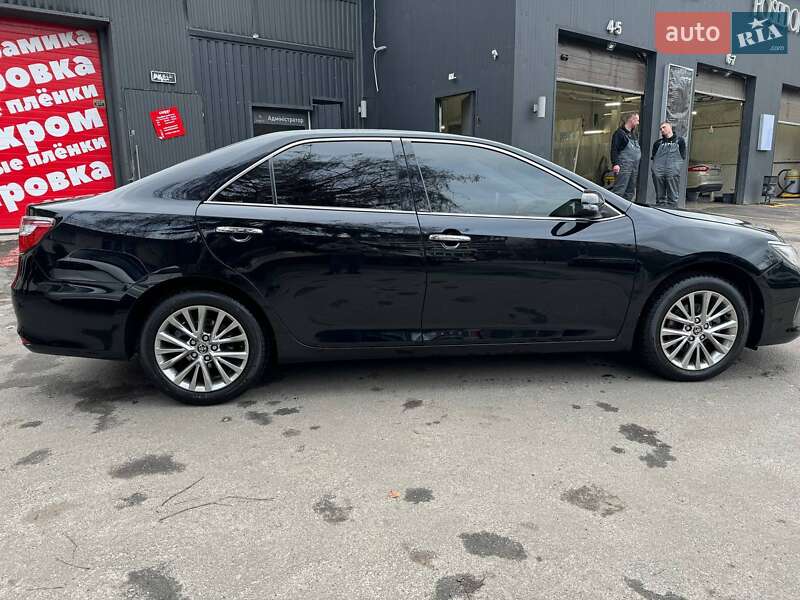 Седан Toyota Camry 2017 в Ніжині