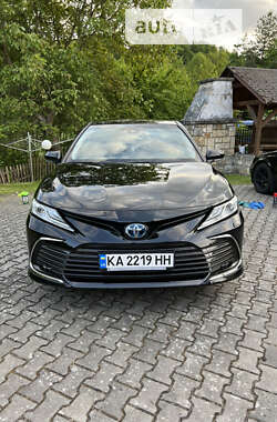 Седан Toyota Camry 2021 в Києві