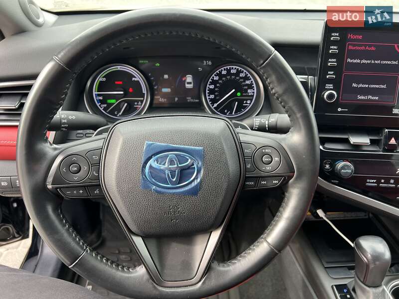 Седан Toyota Camry 2020 в Львове