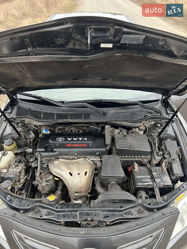 Седан Toyota Camry 2006 в Харькове