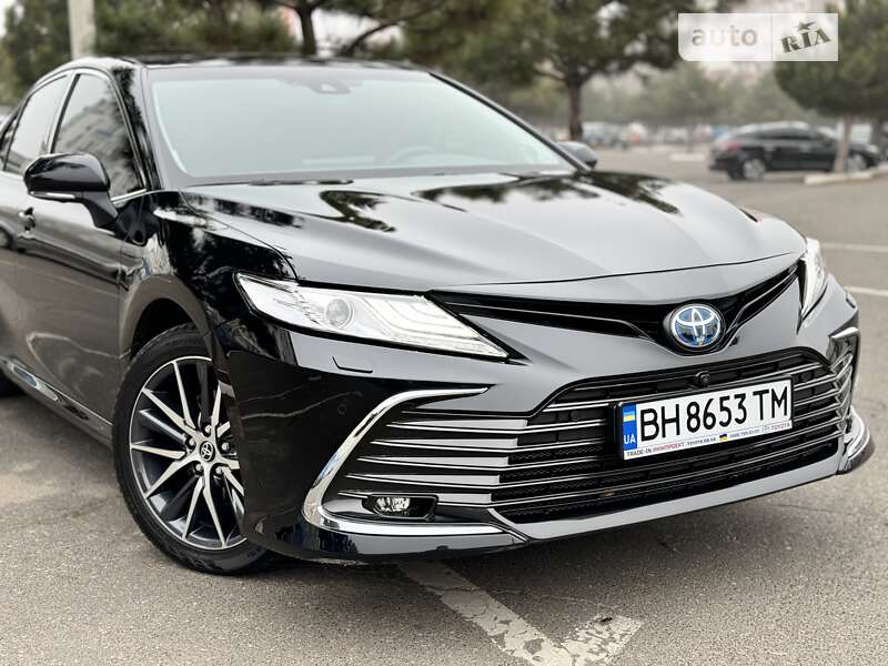 Седан Toyota Camry 2021 в Одессе