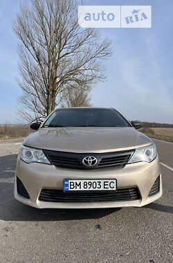 Toyota Camry 2014