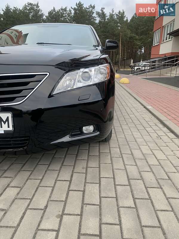 Седан Toyota Camry 2007 в Вараші