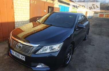 Седан Toyota Camry 2011 в Харкові