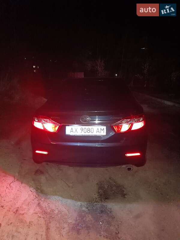 Седан Toyota Camry 2011 в Харкові