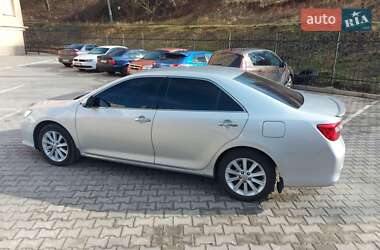 Седан Toyota Camry 2011 в 