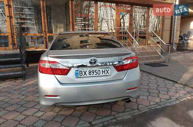 Седан Toyota Camry 2011 в 