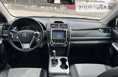 Седан Toyota Camry 2014 в Запорожье