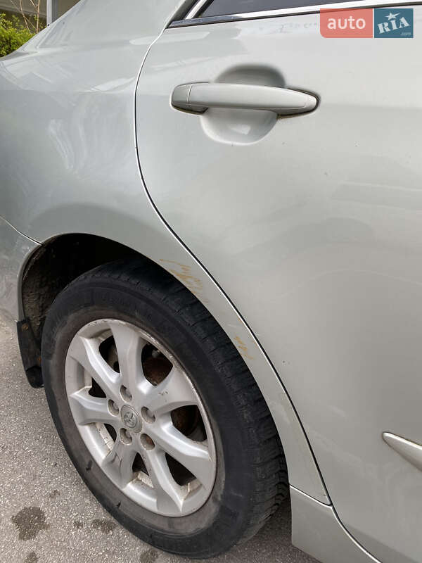 Седан Toyota Camry 2008 в Киеве