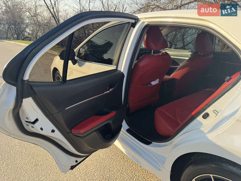 Седан Toyota Camry 2021 в Днепре фото 12 Седан Toyota Camry 2021 в Днепре