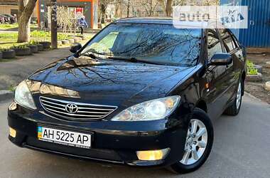 Седан Toyota Camry 2005 в Одессе