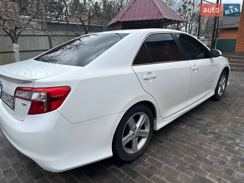 Седан Toyota Camry 2012 в Вінниці