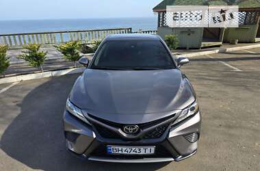 Седан Toyota Camry 2019 в Одесі