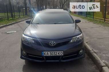 Toyota Camry 2013