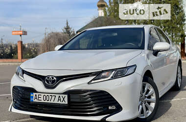 Седан Toyota Camry 2020 в Кривом Роге