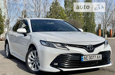 Седан Toyota Camry 2020 в Кривом Роге