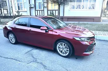 Toyota Camry 2018