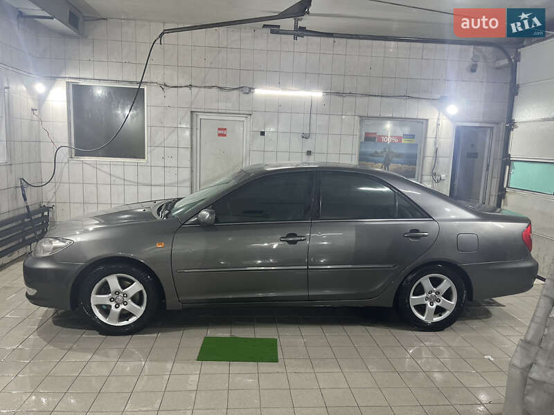 Седан Toyota Camry 2001 в Києві