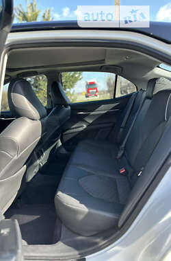 Седан Toyota Camry 2018 в 