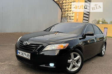 Седан Toyota Camry 2007 в Львові