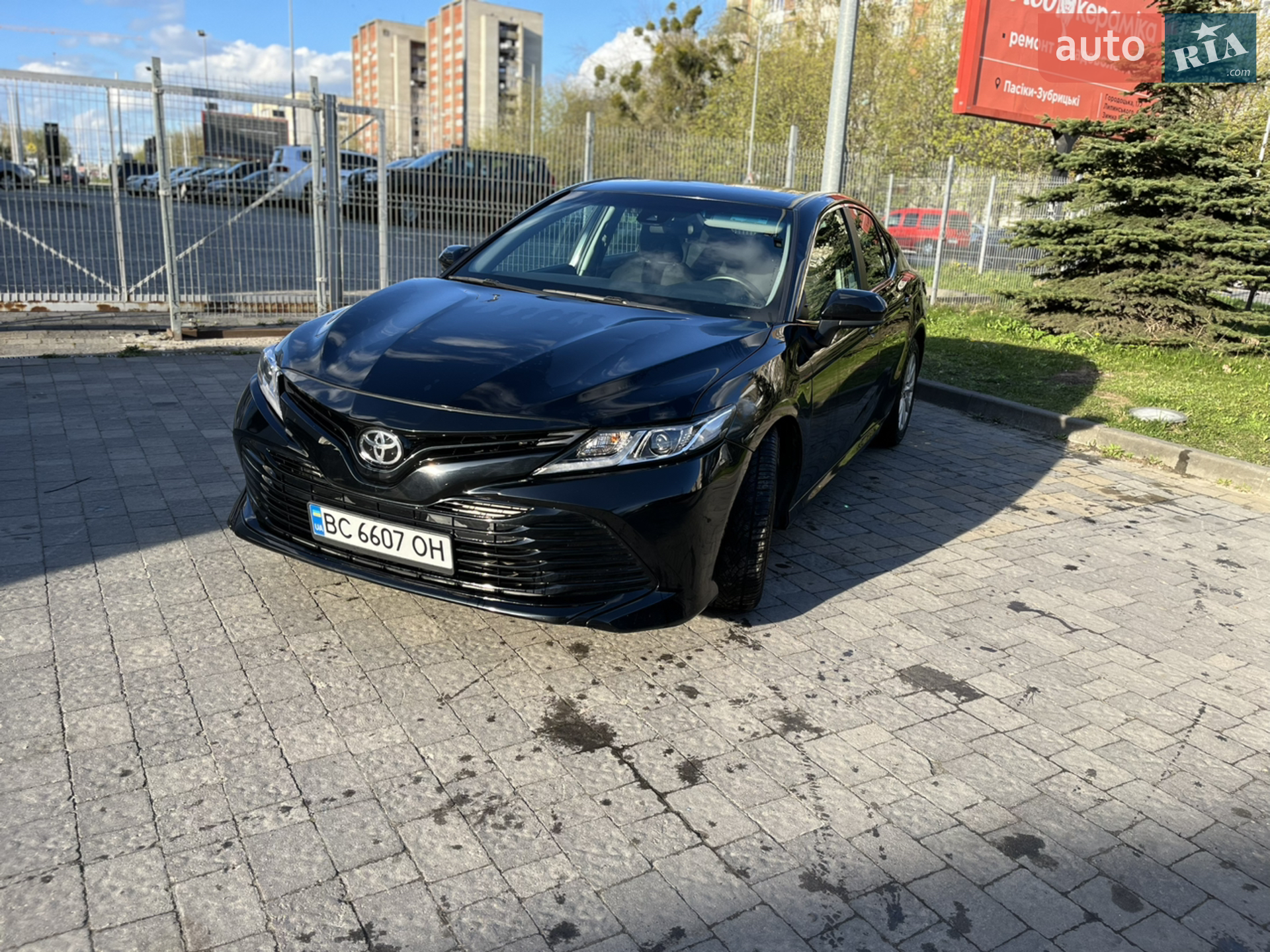 2018 Toyota Camry - мініатюра 16
