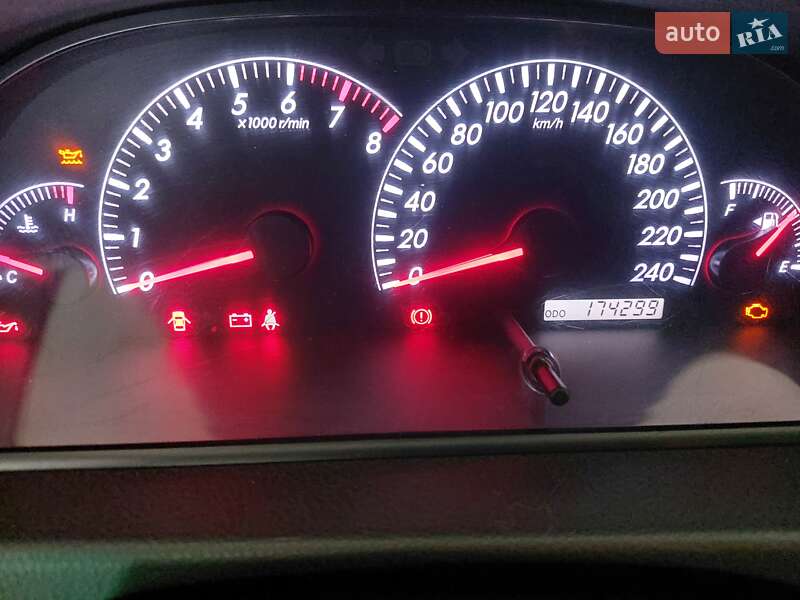 Седан Toyota Camry 2005 в Одессе