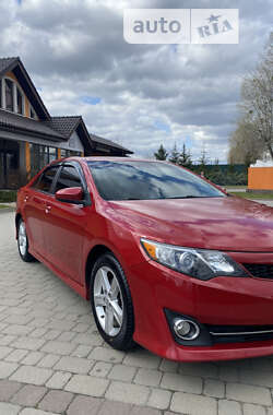 Седан Toyota Camry 2014 в Василькове