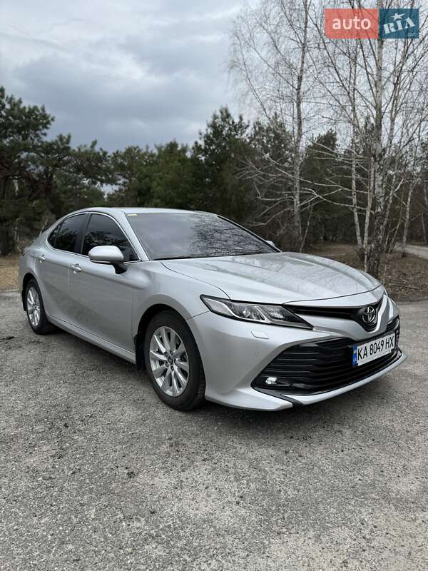 Седан Toyota Camry 2019 в Киеве фото 3 Седан Toyota Camry 2019 в Киеве