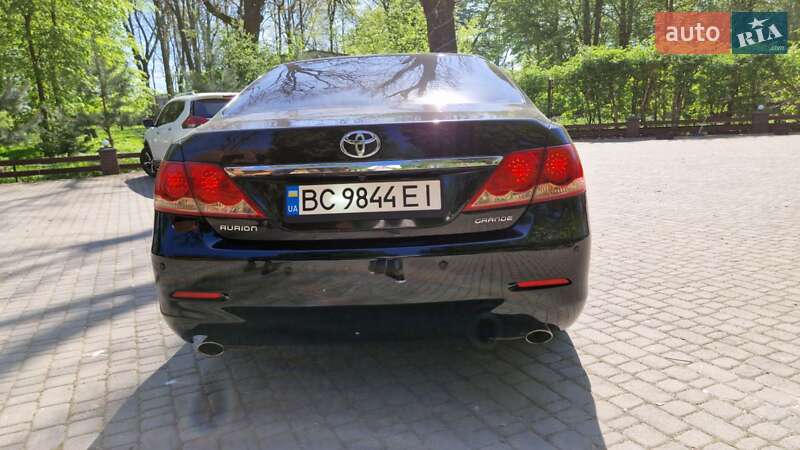 Седан Toyota Camry 2007 в Самборе