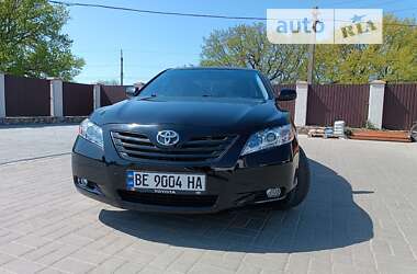 Седан Toyota Camry 2008 в Вознесенске