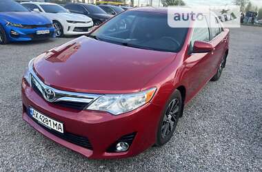 Toyota Camry 2012