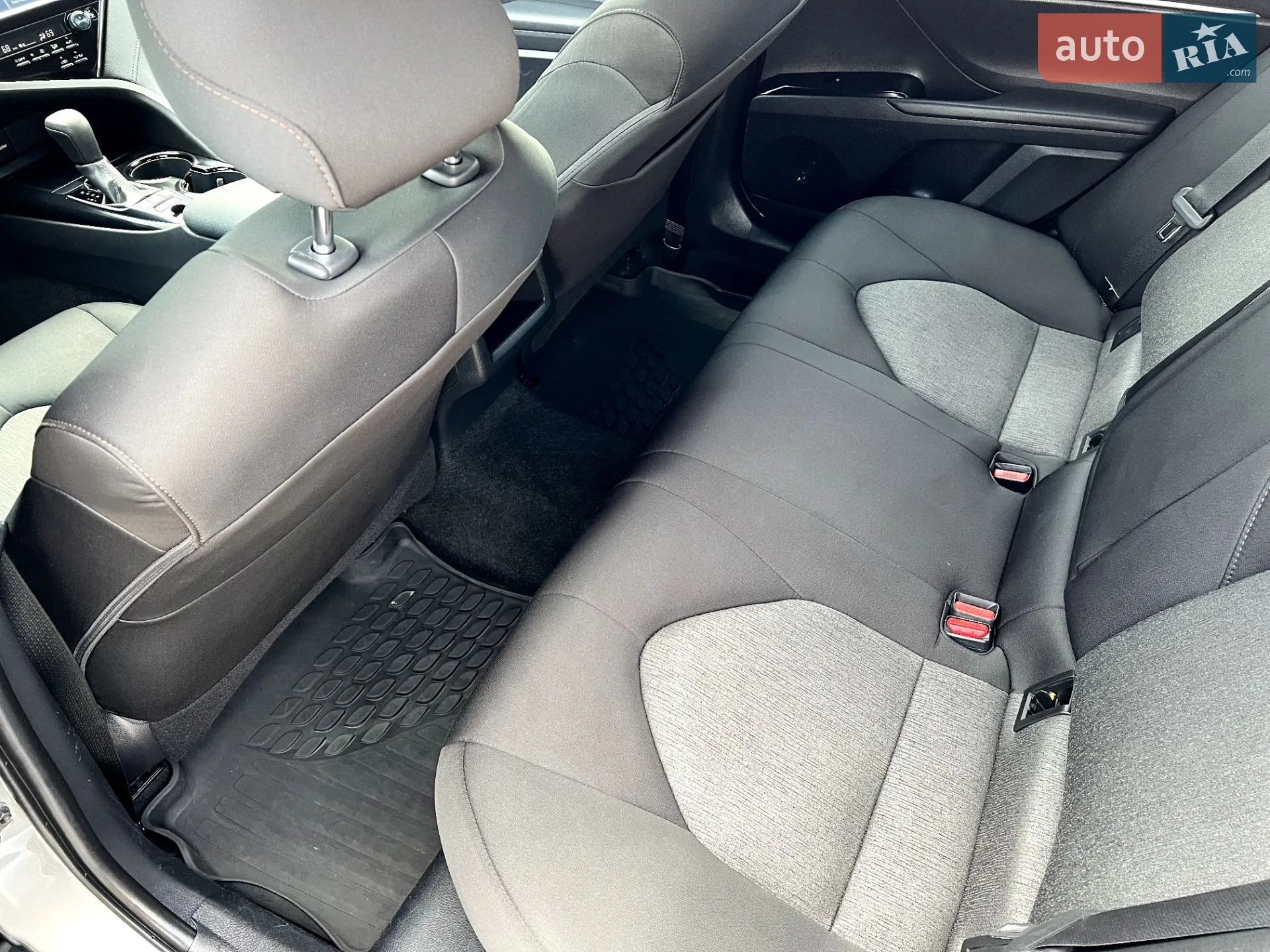 2018 Toyota Camry - мініатюра 42
