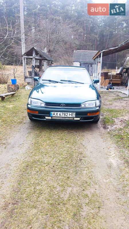 Седан Toyota Camry 1993 в Харкові