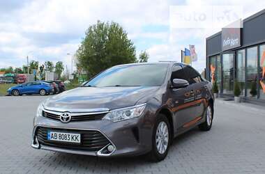 Седан Toyota Camry 2017 в Вінниці