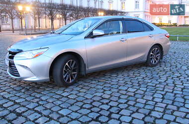 Седан Toyota Camry 2016 в Заліщиках