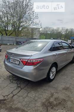 Седан Toyota Camry 2016 в Тальному