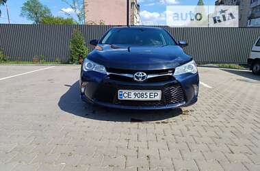 Седан Toyota Camry 2015 в Черновцах