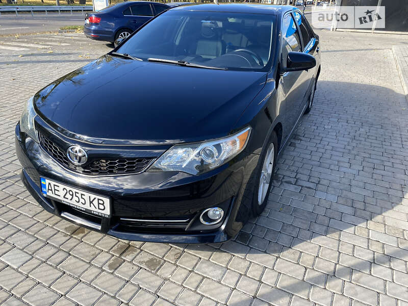 Toyota Camry 2013
