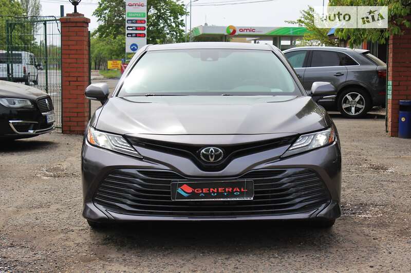 Седан Toyota Camry 2018 в Одесі