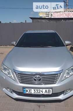 Седан Toyota Camry 2015 в Дніпрі