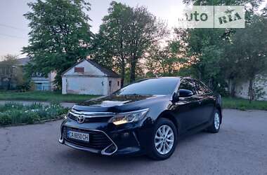 Седан Toyota Camry 2016 в Благовіщенську