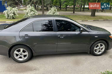 Седан Toyota Camry 2006 в 